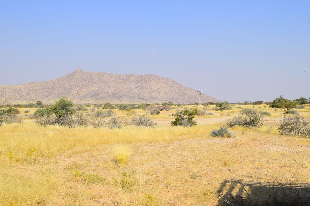 Prime Investment Opportunity – Versatile Game & Farming Estate Near Usakos - Photo 2