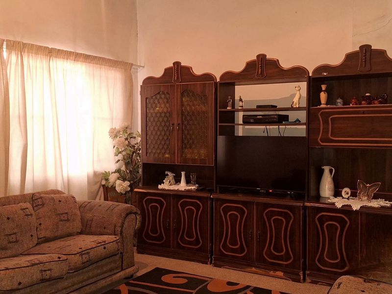 FREE STANDING PROPERTY - Photo 7