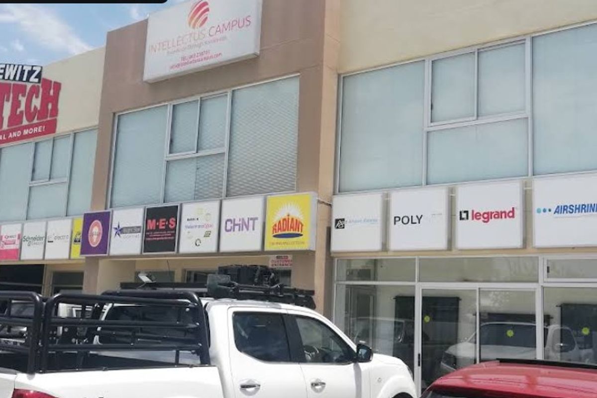 Office Space for Rent – Ongwediva (Upstairs of MegaTech Building) - Photo 2