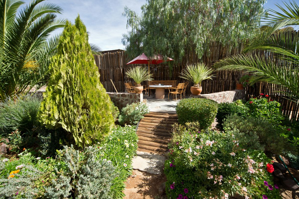 Hotel For Sale In Aus - Photo 4