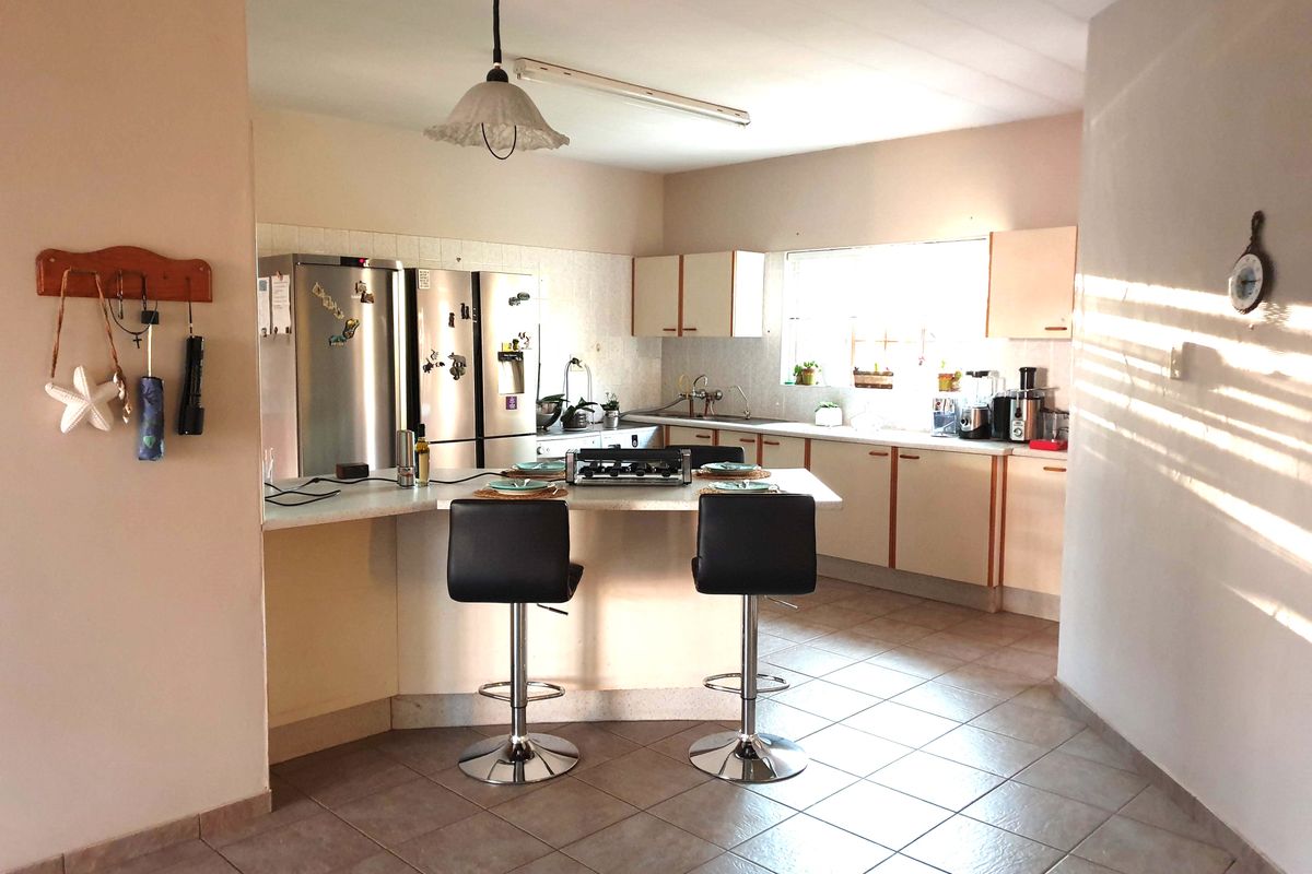 House For Sale In Rundu - Photo 2