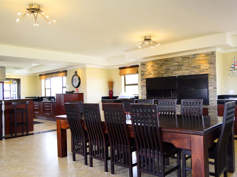 Stunning coastal property with Sea-view For Sale - Photo 4