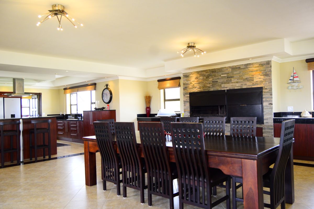 Stunning coastal property with Sea-view For Sale - Photo 4