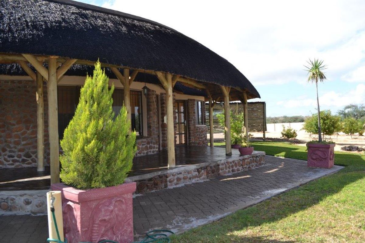 Lodge For Sale In Omaruru - Photo 2