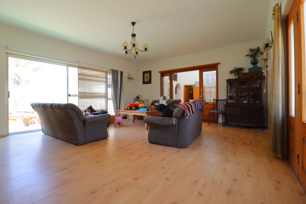 Coastal property located in Central Swakopmund - Photo 4