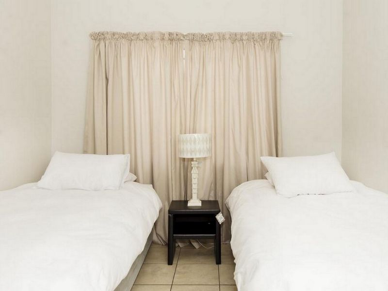 WHY RENT? BECOME A HOME OWNER! - Photo 8