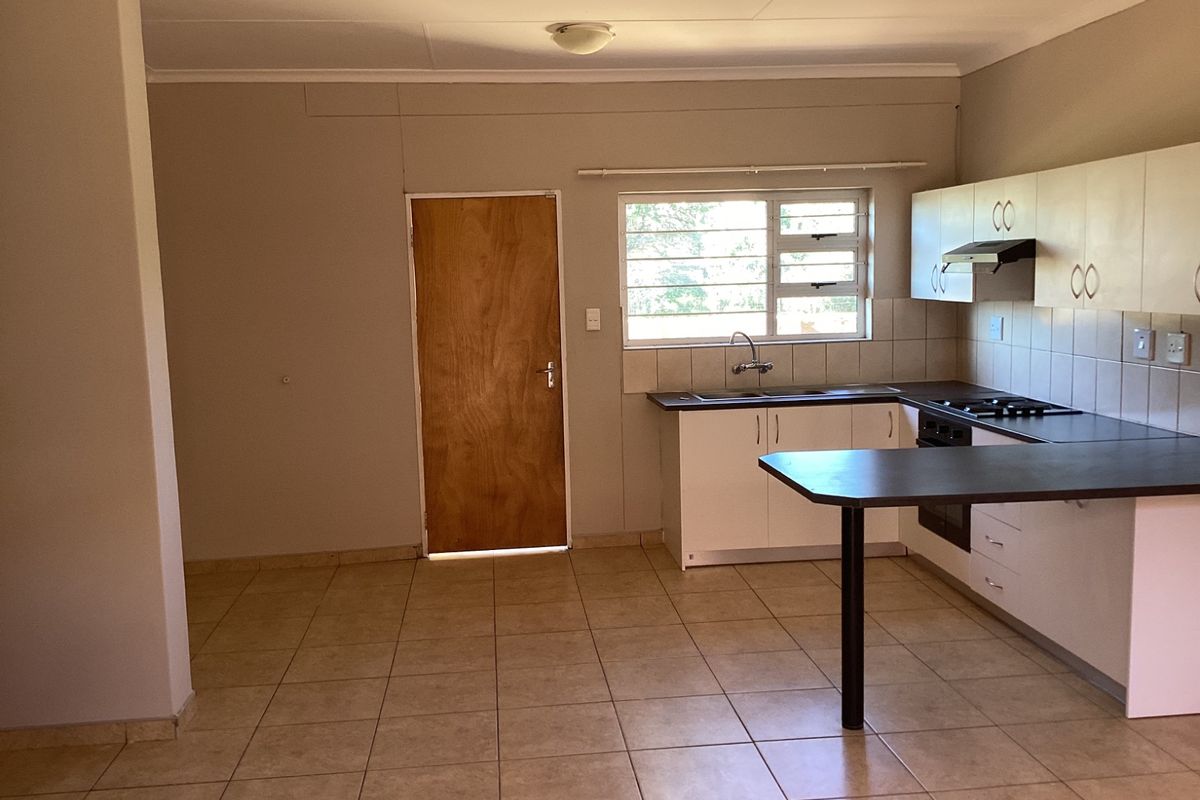 Townhouse  Below Valuation - Photo 3