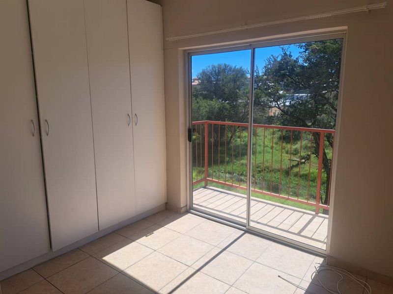 Townhouse  Below Valuation - Photo 5