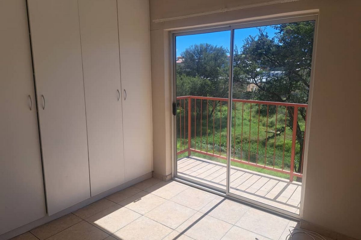 Townhouse  Below Valuation - Photo 5