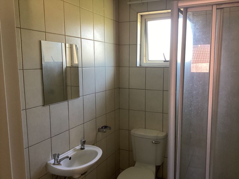 Townhouse  Below Valuation - Photo 10