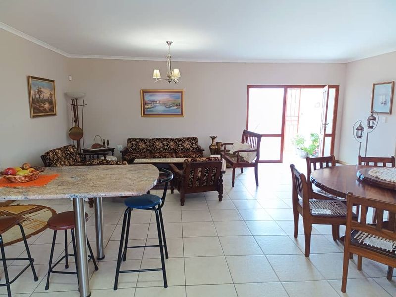 Freestanding For Sale In Henties Bay - Photo 4