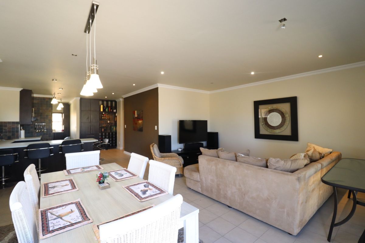 Duplex For Sale In Walvis Bay - Photo 3
