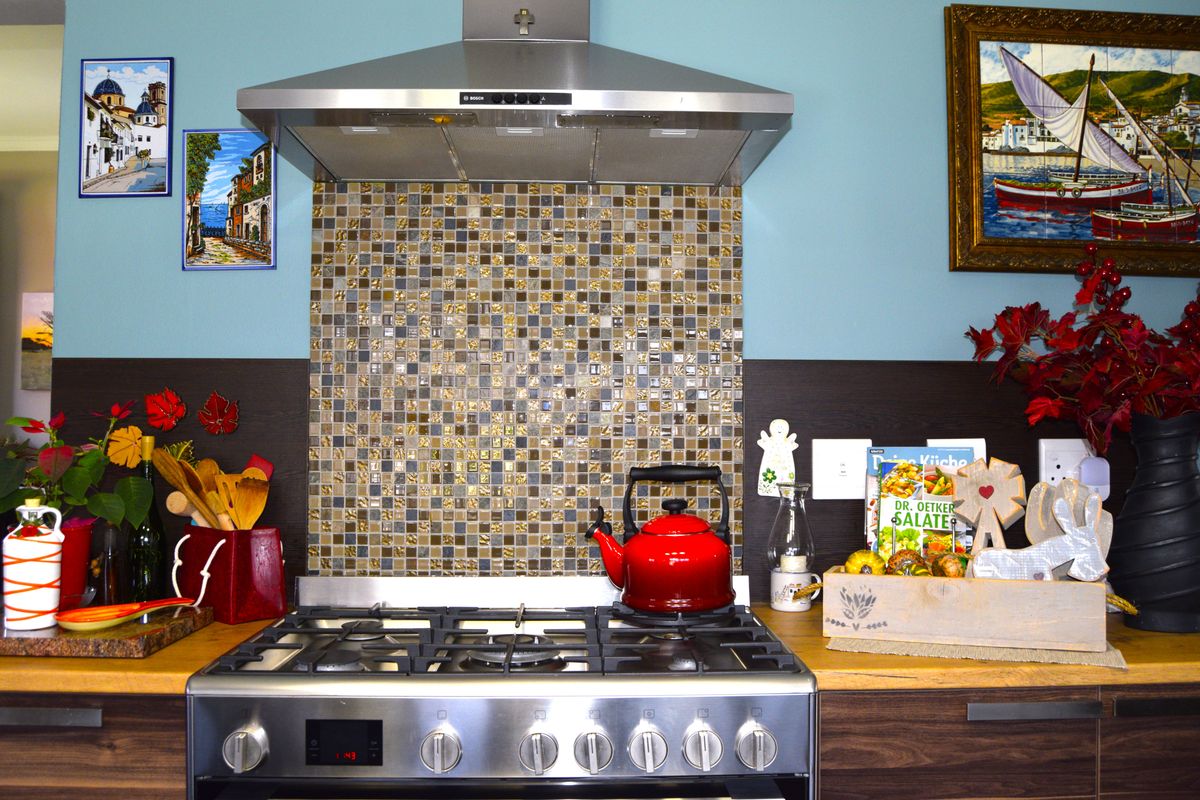 Location, Location, Location!! Just a stone’s throw from Swakopmund’s best cafes & shopping spots - Photo 4