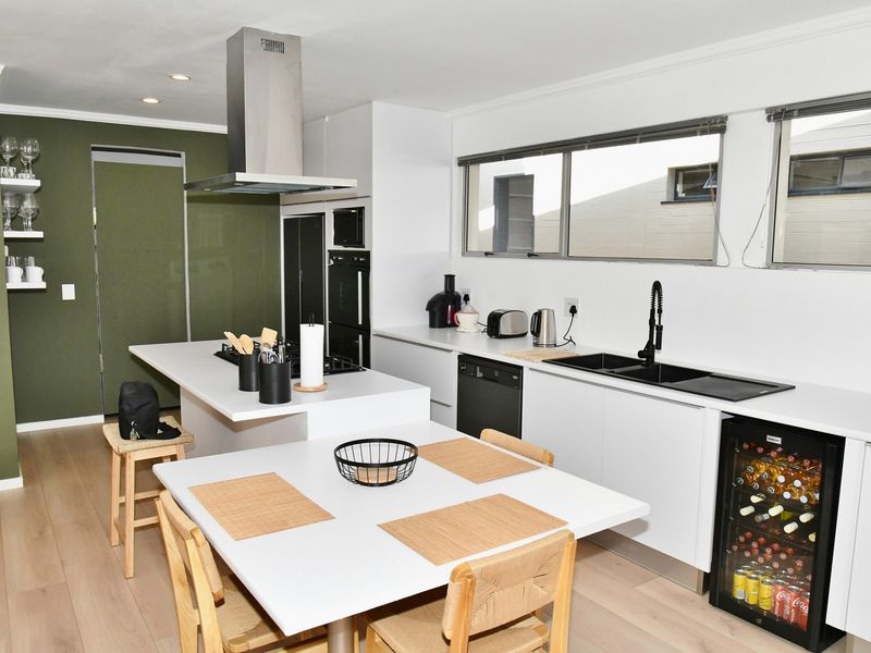 HOME WITH PANORAMIC VIEWS THAT WILL LEAVE YOU IN AWE! - Photo 8