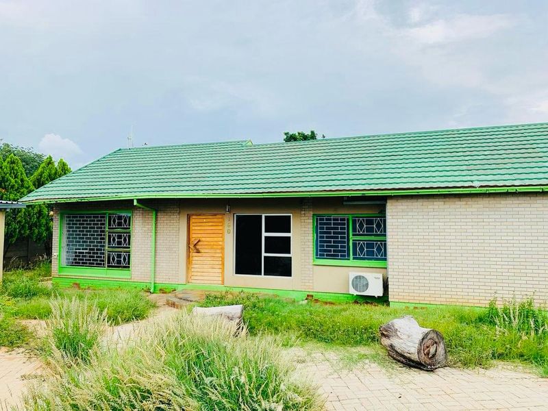 Freestanding For Sale In Tsumeb - Photo 8