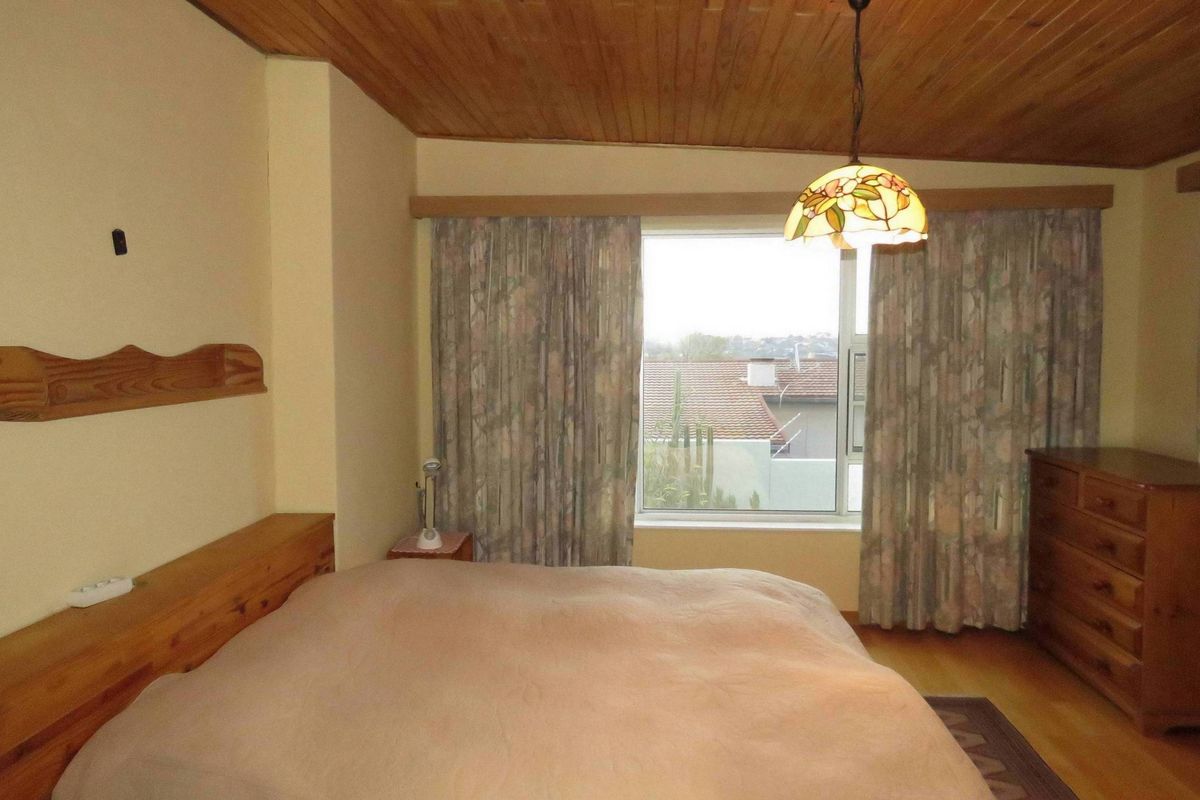 PROPERTY WITH BREATHTAKING VIEWS!! - Photo 4