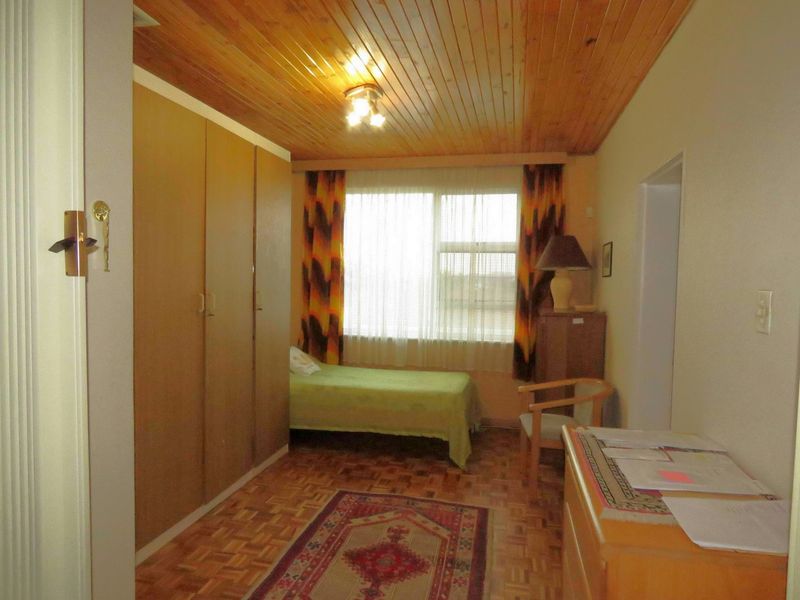 PROPERTY WITH BREATHTAKING VIEWS!! - Photo 5