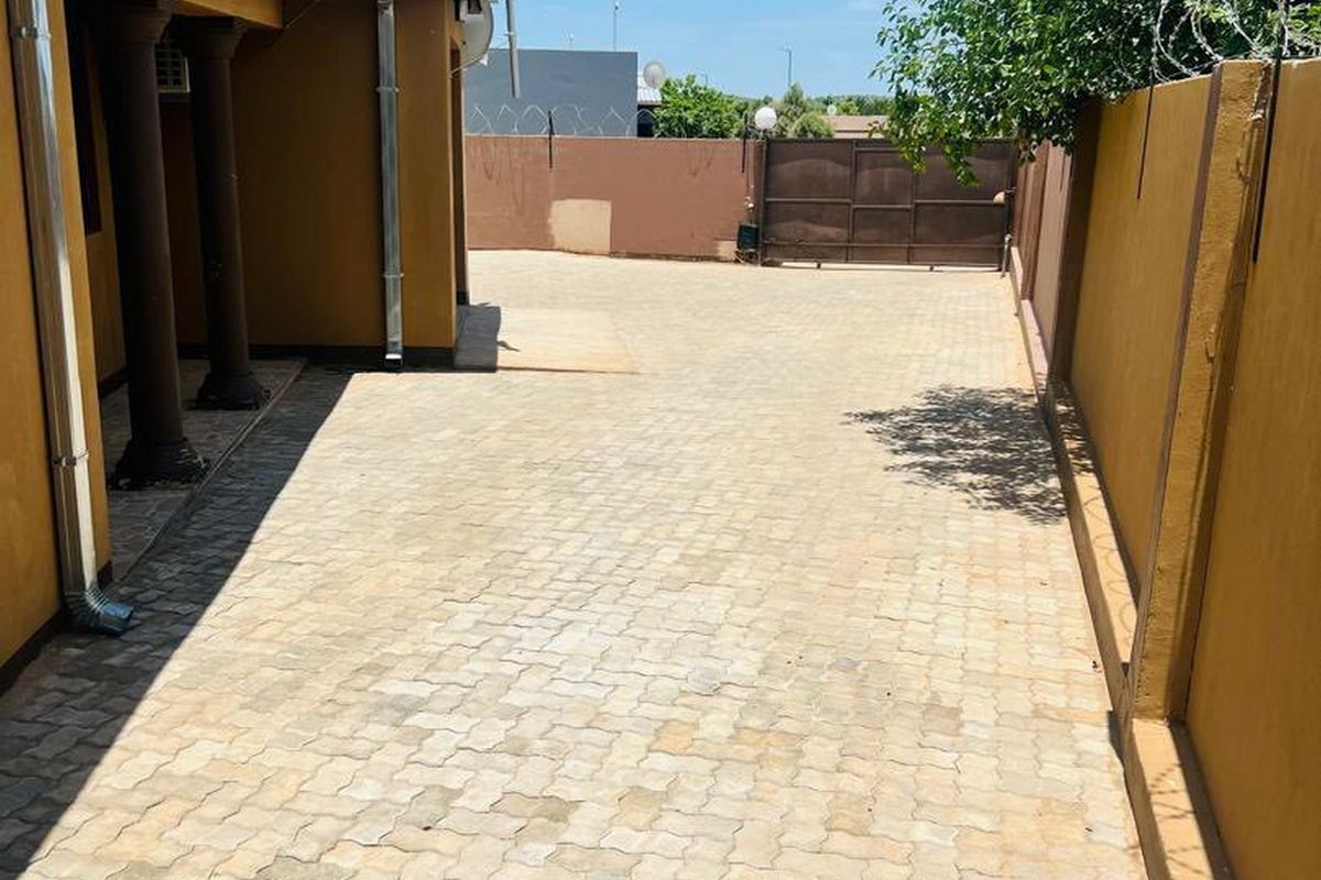 Discover your dream home in Extension 4, Tsumeb - Photo 4