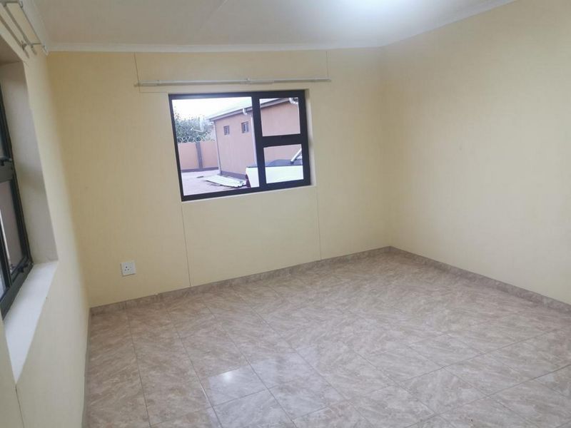 Discover your dream home in Extension 4, Tsumeb - Photo 9
