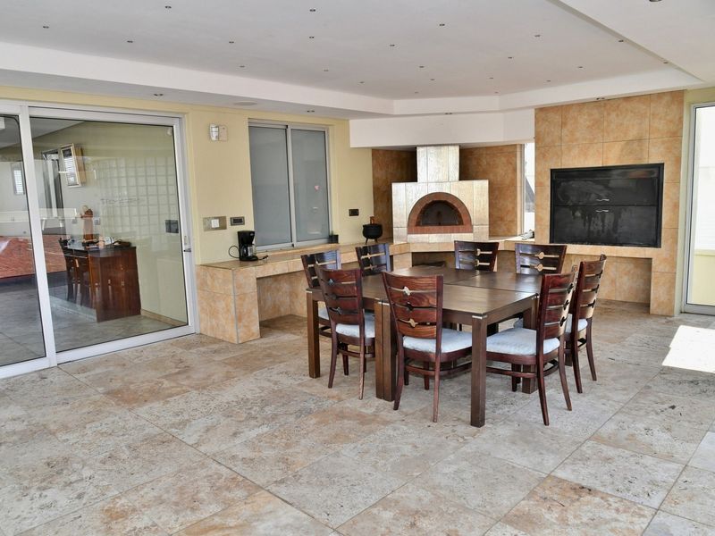 EXECUTIVE PROPERTY – ENTERTAINER’S PARADISE - Photo 10