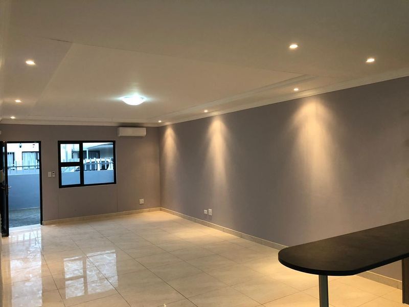 Modern 3-Bedroom Sectional Title Unit for Sale – Below Valuation! - Photo 3