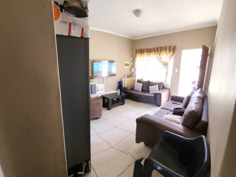 Welcome home to comfort and convenience! - Photo 3