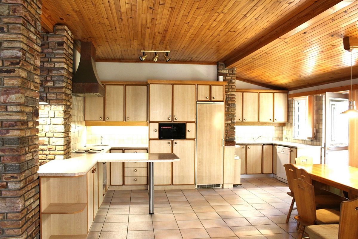 Versatile Property in Klein Windhoek – Ideal for Families or Investors - Photo 2