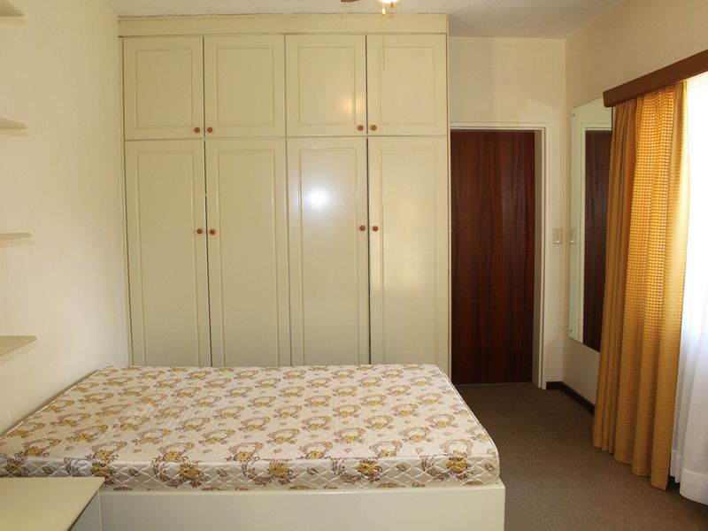 Versatile Property in Klein Windhoek – Ideal for Families or Investors - Photo 9