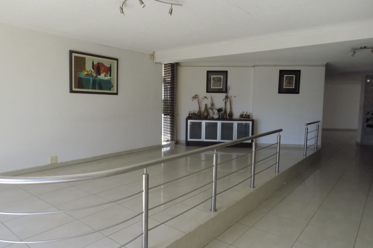 Mansion for sale - OLYMPIA - Photo 4