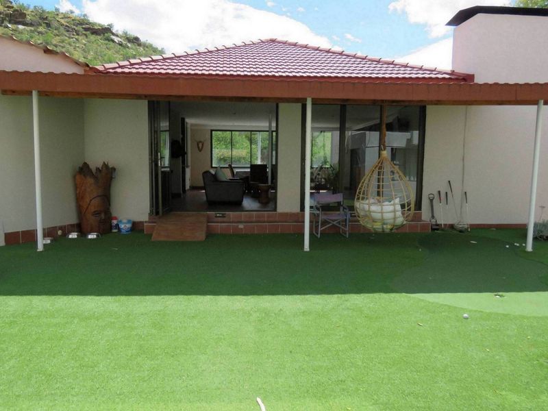 EXCITING DOUBLE STOREY PROPERTY IN SOUGHT-AFTER LUDWIGSDORF! - Photo 9