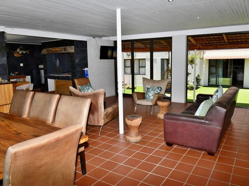 EXCITING DOUBLE STOREY PROPERTY IN SOUGHT-AFTER LUDWIGSDORF! - Photo 10