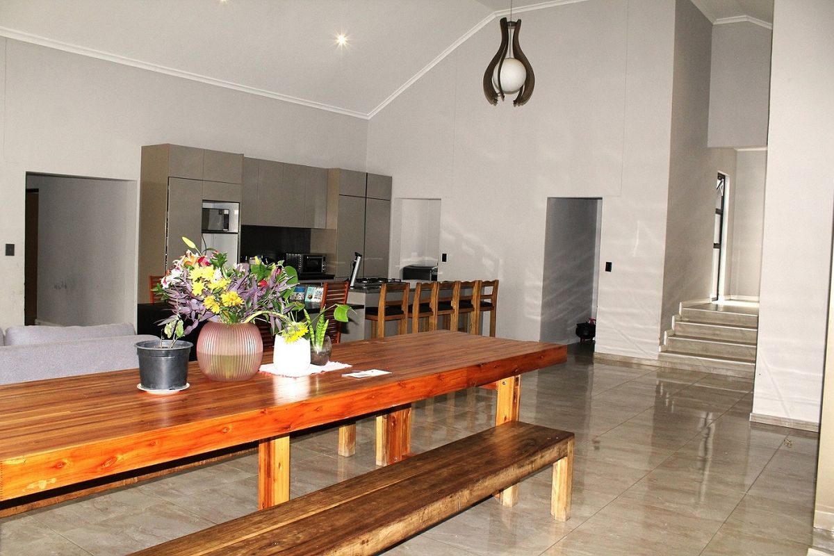 ELISINHEIM – 4 BEDROOM FAMILY HOME – FOR SALE - Photo 5