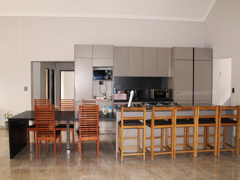 ELISINHEIM – 4 BEDROOM FAMILY HOME – FOR SALE - Photo 4