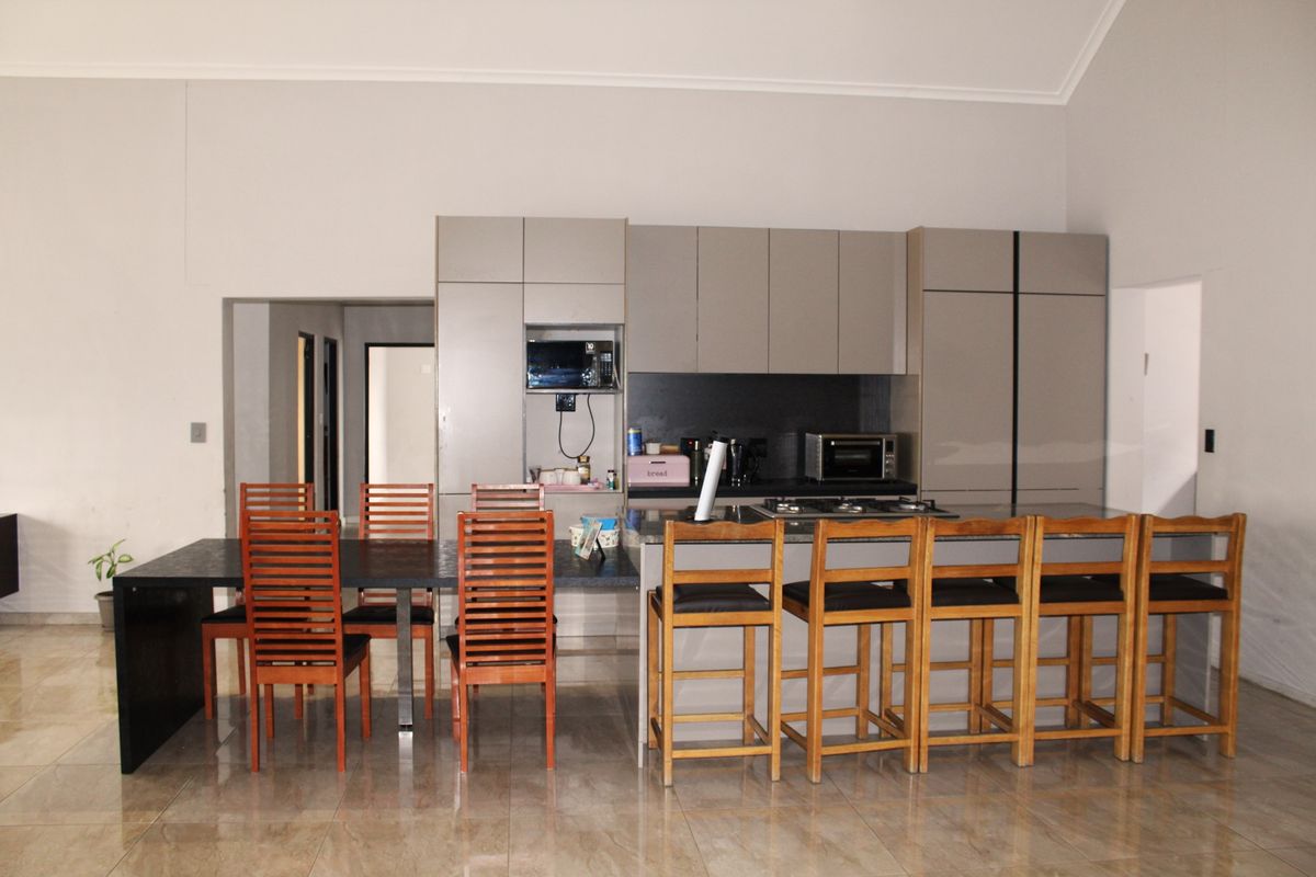 ELISINHEIM – 4 BEDROOM FAMILY HOME – FOR SALE - Photo 4