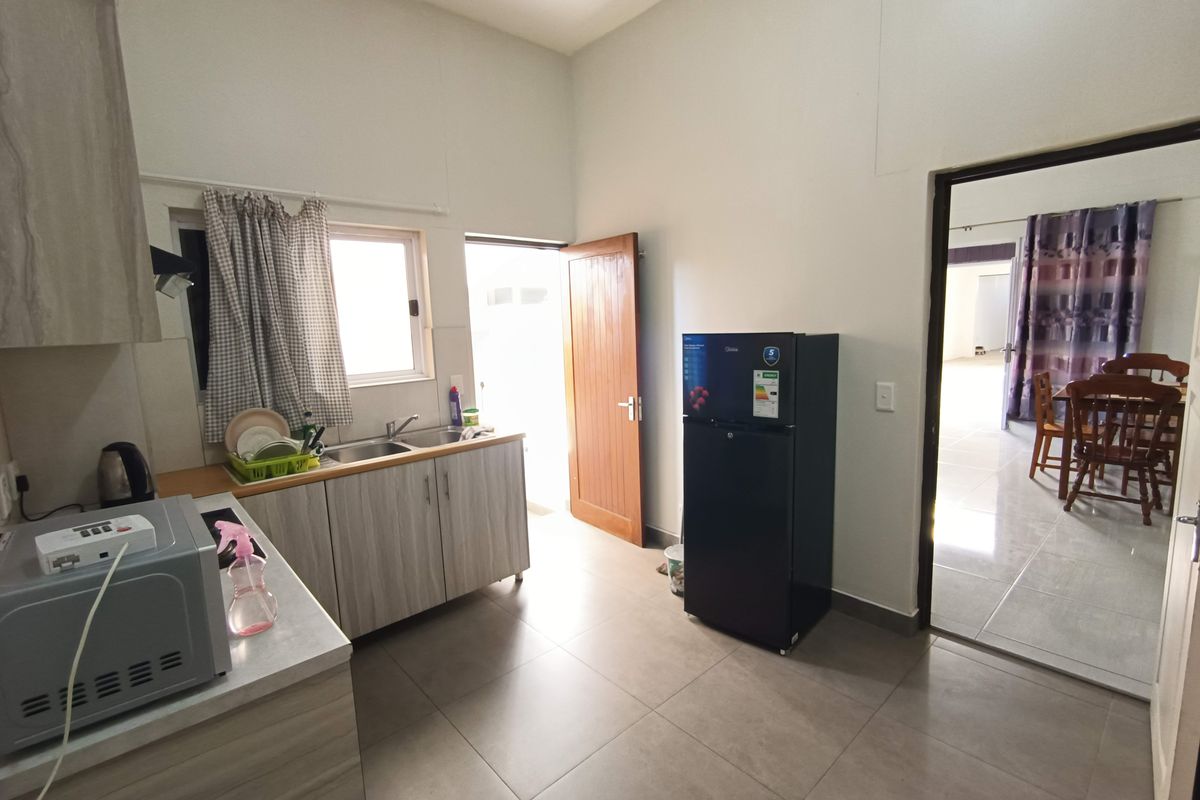 Semi-Furnished Duplex Apartment for Sale in Walvis Bay - Photo 5