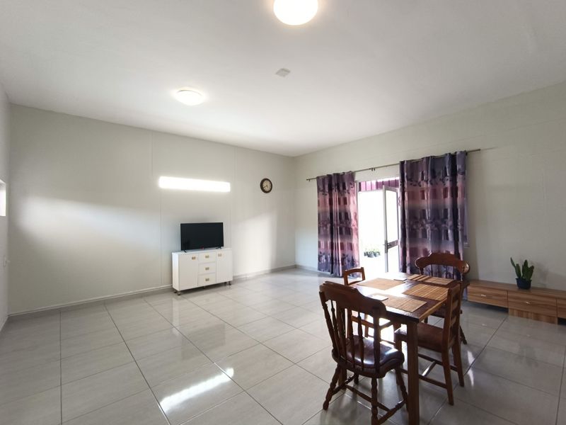 Semi-Furnished Duplex Apartment for Sale in Walvis Bay - Photo 6