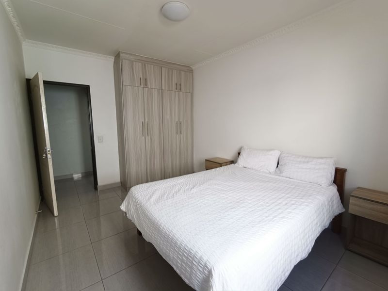 Semi-Furnished Duplex Apartment for Sale in Walvis Bay - Photo 7