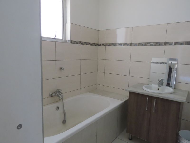 Escape to the quiet nature - Photo 10