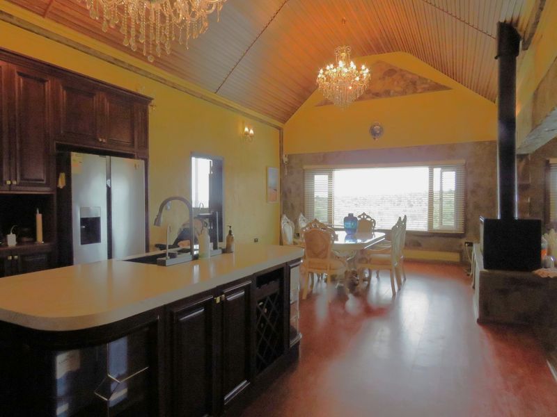 PARADISE AWAITS—MAKE IT YOURS!!! - Photo 2