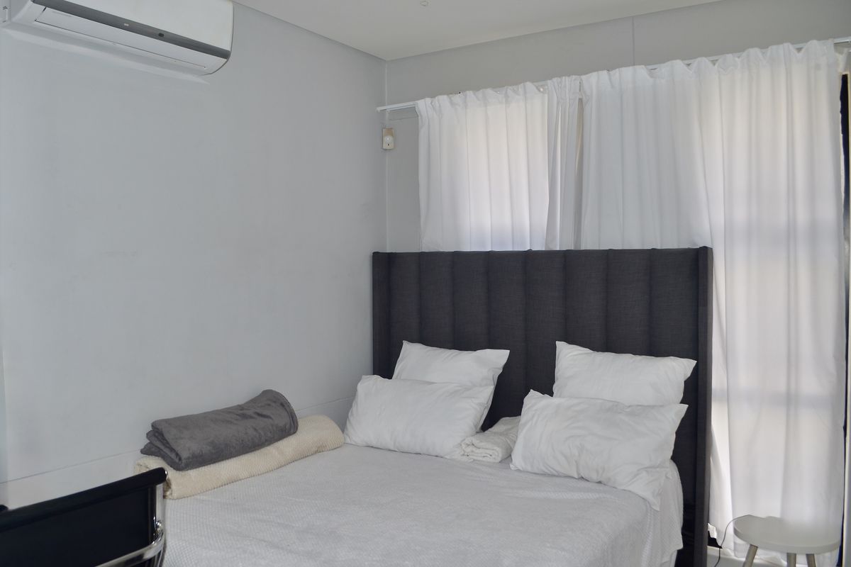 Excellent Investment Opportunity: 2-Bedroom Townhouse located in a prime area in Windhoek - Photo 4