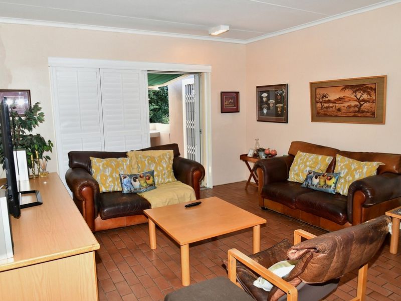 A HOME WITH HEART, READY FOR YOUR STORY - Photo 5