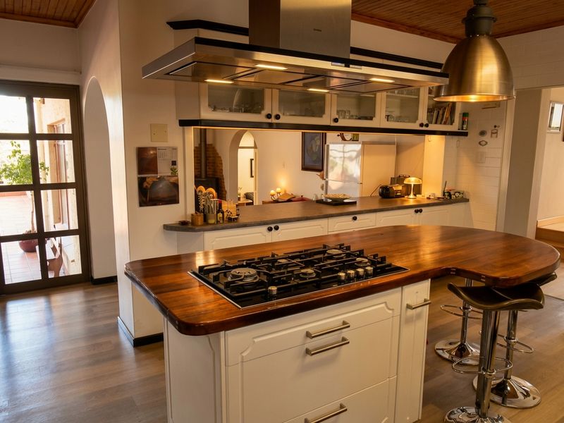 EXECUTIVE DREAM HOME IN KLEIN WINDHOEK - Photo 3