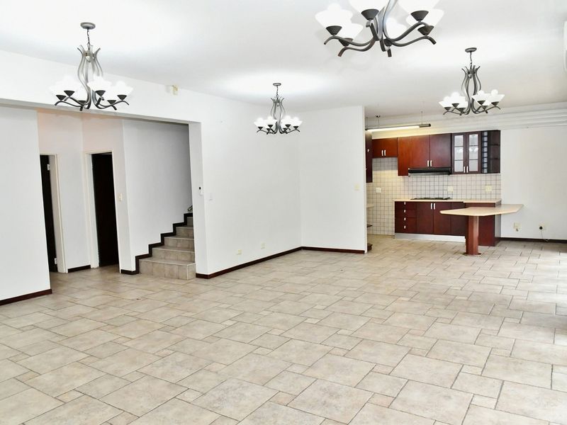 FAMILY-FRIENDLY LOCK-UP-AND-GO TOWNHOUSE (ONLY 5 UNITS) - Photo 3