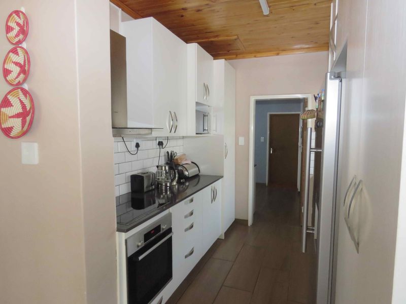 House For Sale In Windhoek - Photo 6