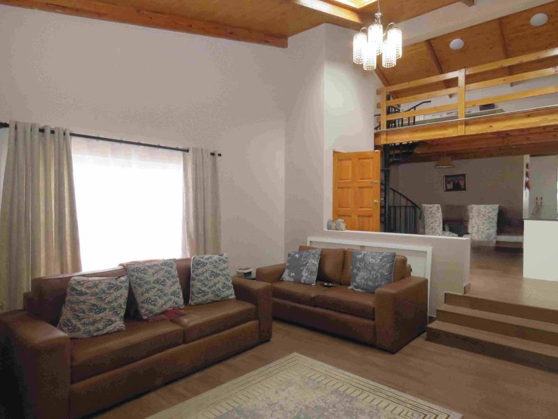 House For Sale In Windhoek - Photo 4