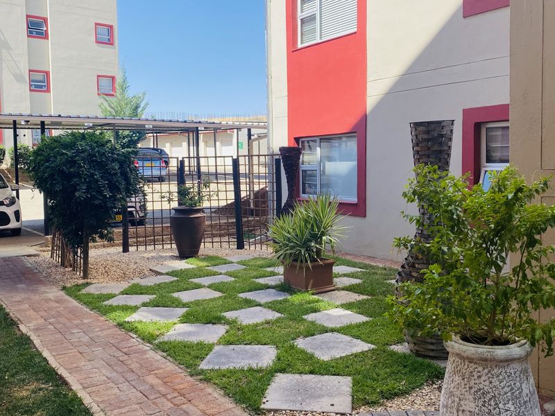 Investment Opportunity: 1-Bedroom Flat for Sale in Auas Hills Retirement Village, Auasblick, Whk - Photo 5