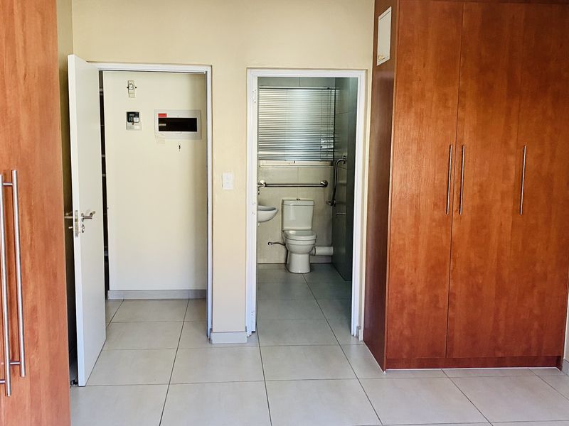 Investment Opportunity: 1-Bedroom Flat for Sale in Auas Hills Retirement Village, Auasblick, Whk - Photo 3