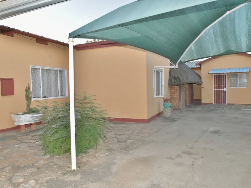 Family Home or sale - Pineerspark - Photo 1