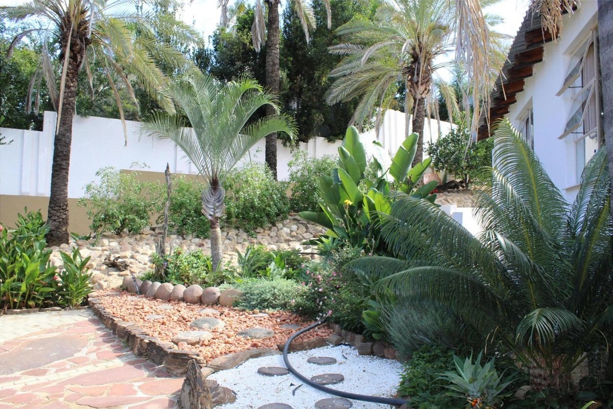 KLEIN WINDHOEK - FOR SALE - FAMILY HOME - Photo 2