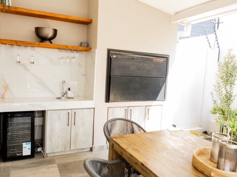 Apartment Rental Monthly In Windhoek - Photo 9